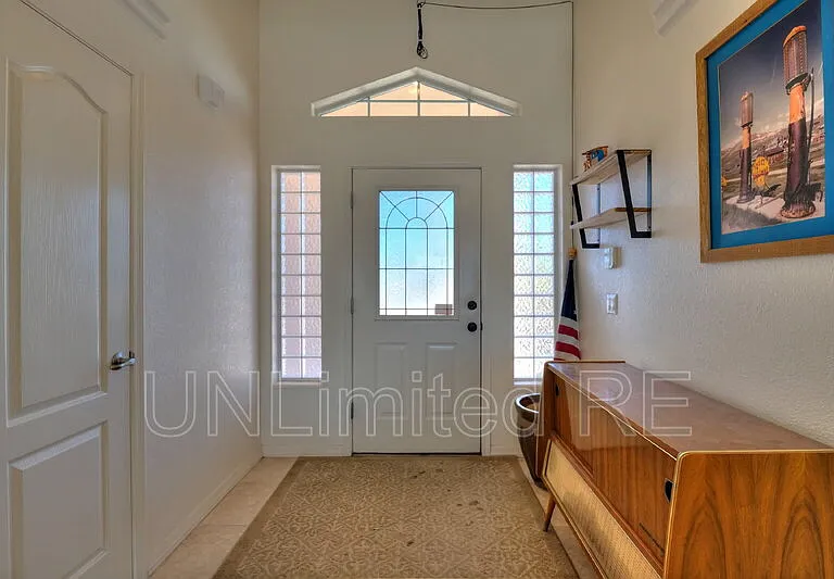 304 Acoma Blvd S — Photo 62