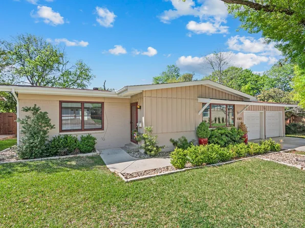 3401 Cromart St, Fort Worth, TX 76133