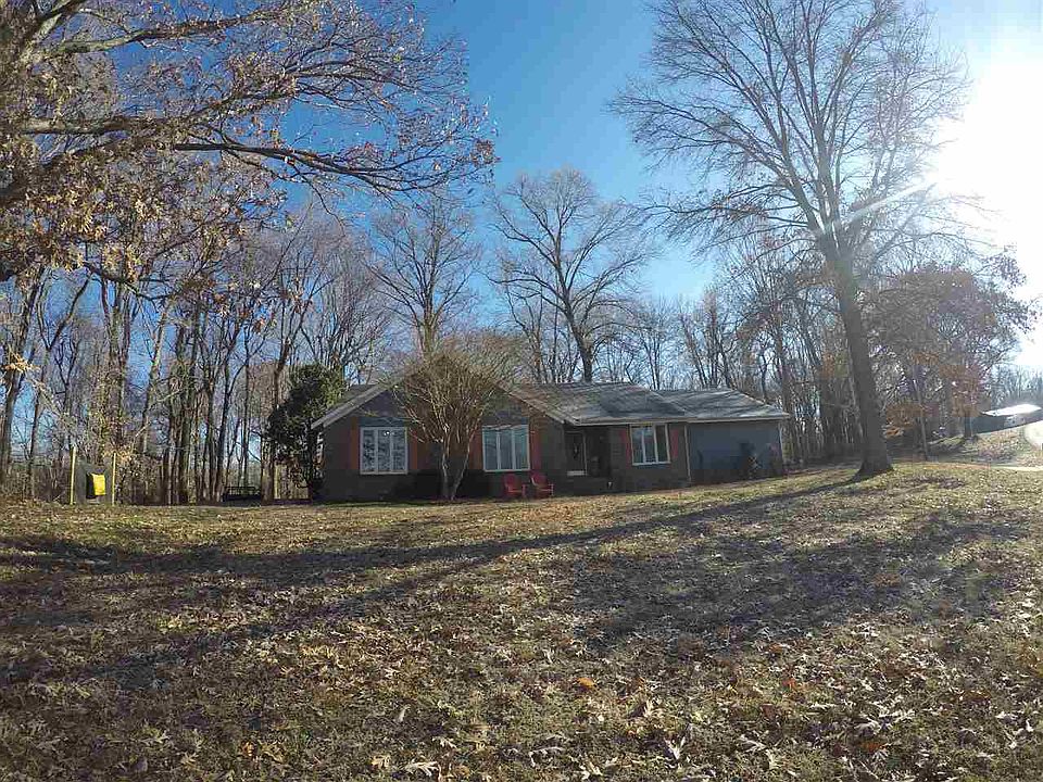 1st image of 238 Walnut Ln