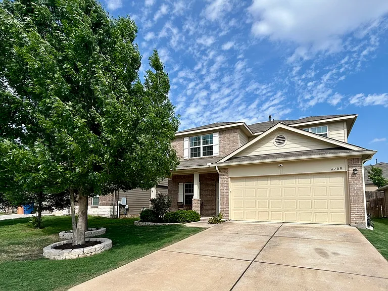 6709 San Isidro Dr — Photo 1