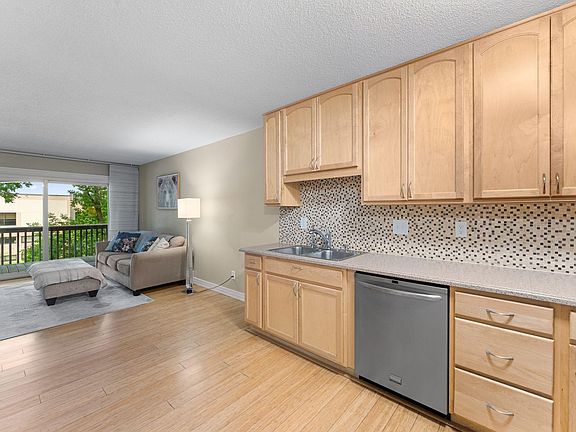 4th image of 2800 Hamline Ave N APT 313