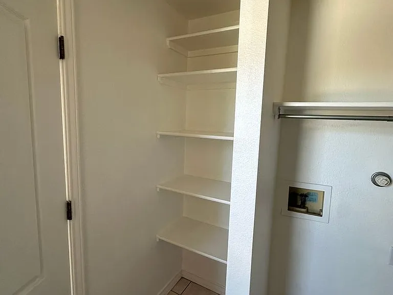 3503 Northpointe Dr — Photo 9