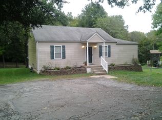 12122 Neely Ln, Saint Louis, MO 63128