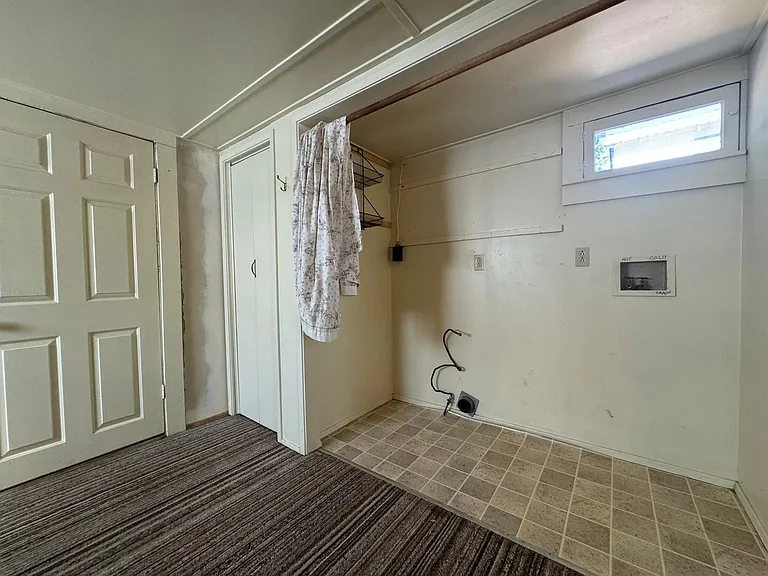 133 Stover Rd — Photo 23