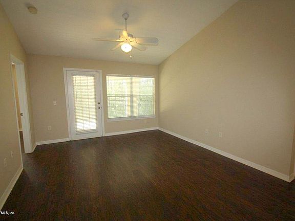 3rd image of 7800 Point Meadows Dr #5