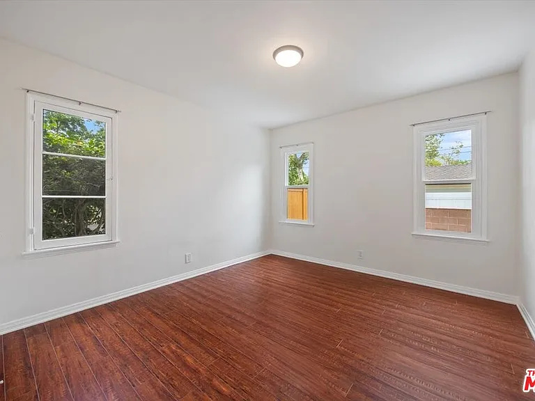 4328 Goodland Ave — Photo 24