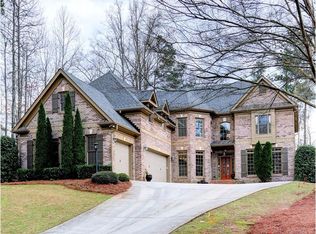 520 Grove Park Pl, Roswell, GA 30075