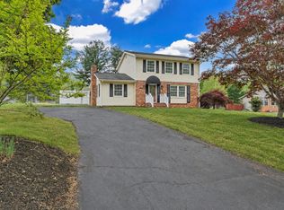 197 Apple Tree Rd, Roanoke, VA 24019