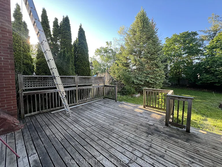 14 Ailsa Dr — Photo 33