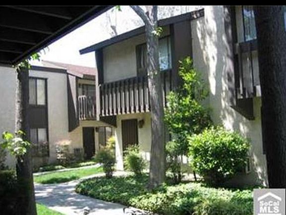 4th image of 17628 Alburtis Ave Unit 41