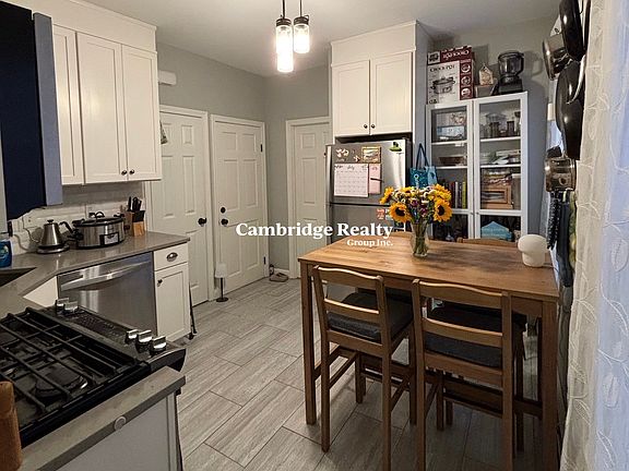 5th image of 5 Marcella Street #1