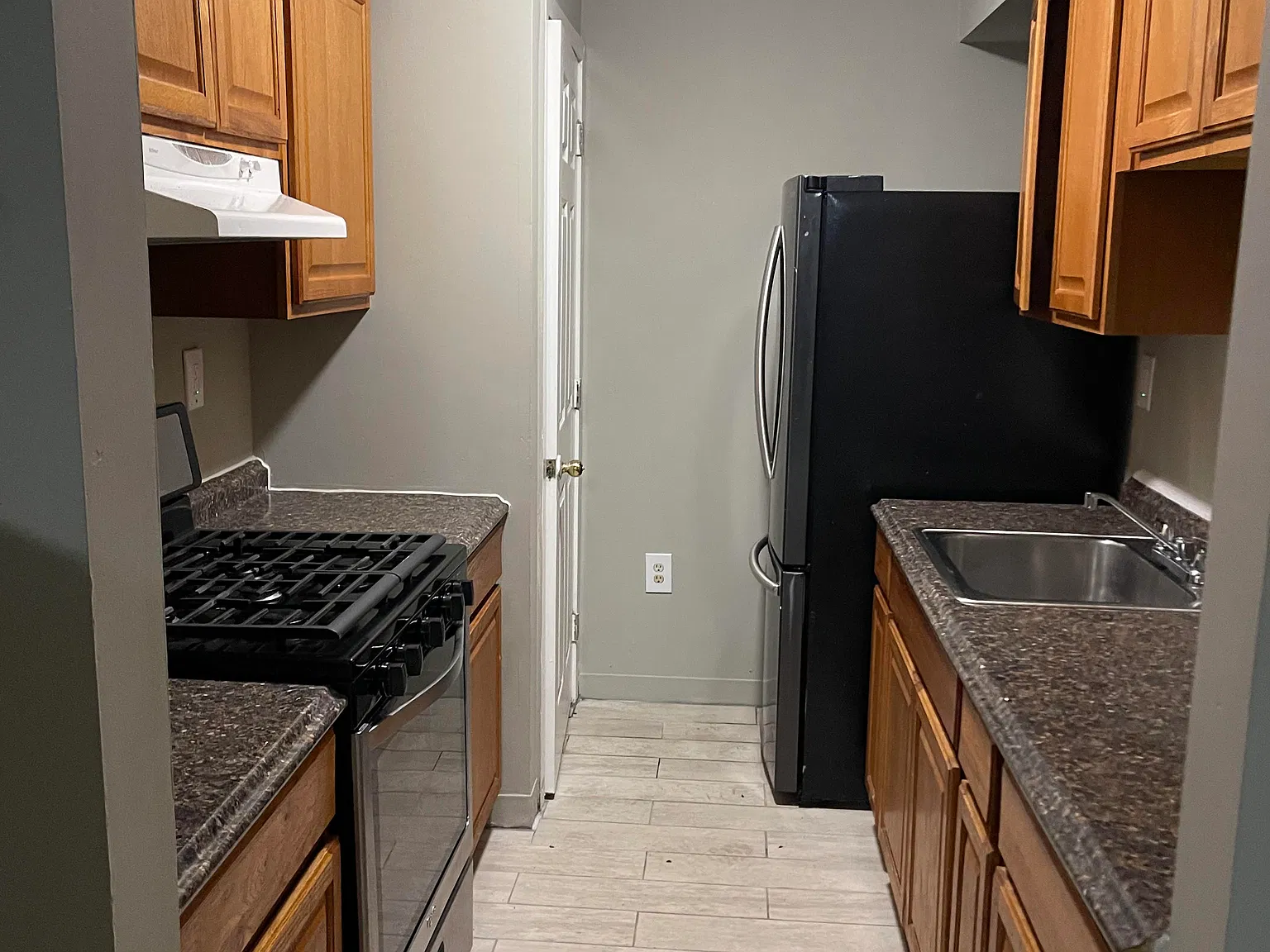 3 bed, 1500 sqft, $1,575 — Photo 3