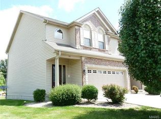 201 Prominence Ln, Lake Saint Louis, MO 63367