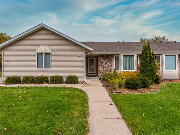 West Bend WI Condos & Apartments For Sale - 15 Listings | Zillow