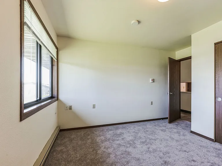 1252 N 12th Pl — Photo 37