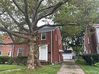 1st image of 456 Allard Ave