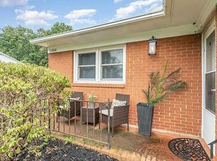 1206 W 5th Ave, Lexington, NC 27295