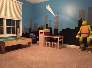 4011 Rockledge Rd, Bloomington, IL 61705