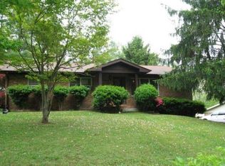 869 E Main St, Abingdon, VA 24210