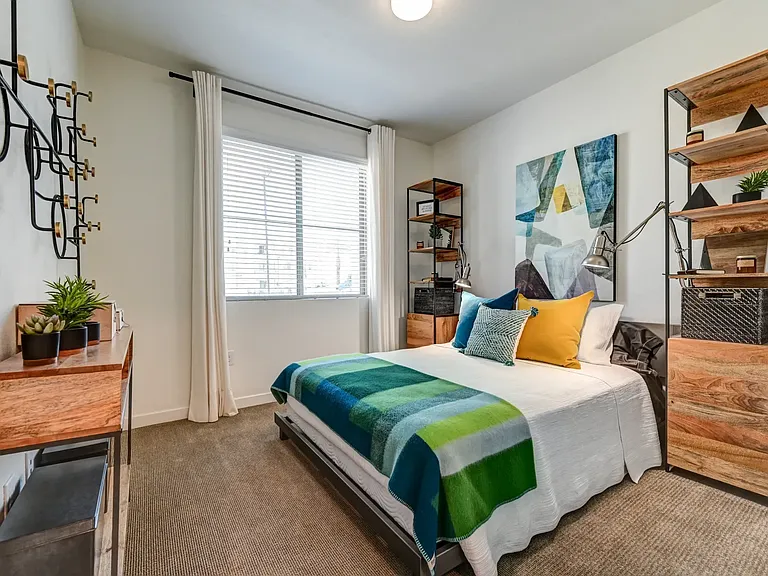 Castile Apartments — Photo 24