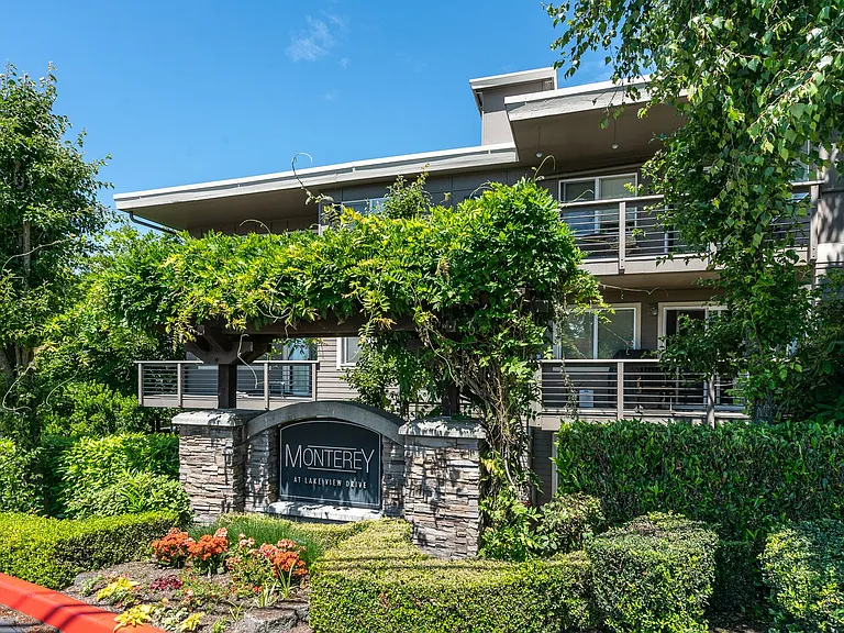 Monterey At Lake View Drive — Photo 13