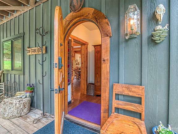 5th image of 653 Cedar Hill Road