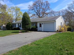 112 Rounseville Ave, Somerset, MA 02726