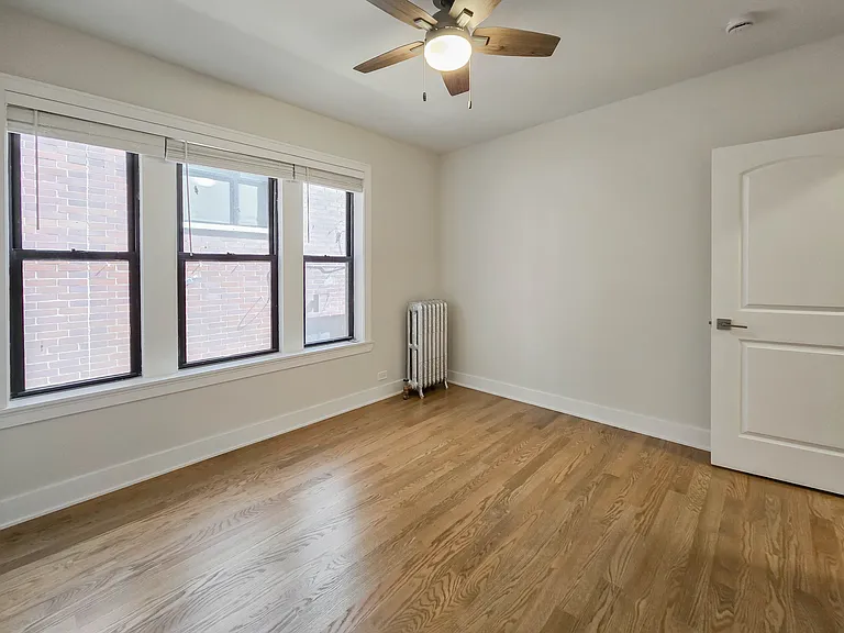 3931 1/2 N Keeler Ave #1 — Photo 3