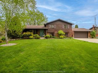 965 Mooney St, Chatham Kent, ON N0P1M0