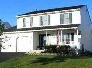 4466 Delmar Dr, Reading, PA 19606