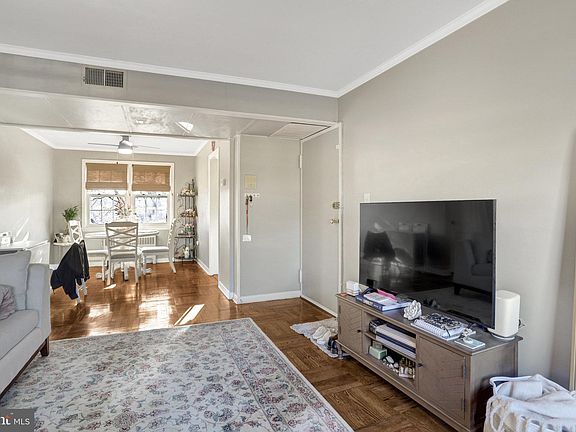 2nd image of 6613 Potomac Ave APT B1