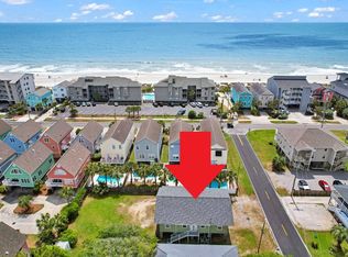 112 10th Ave N, Surfside Beach, SC 29575