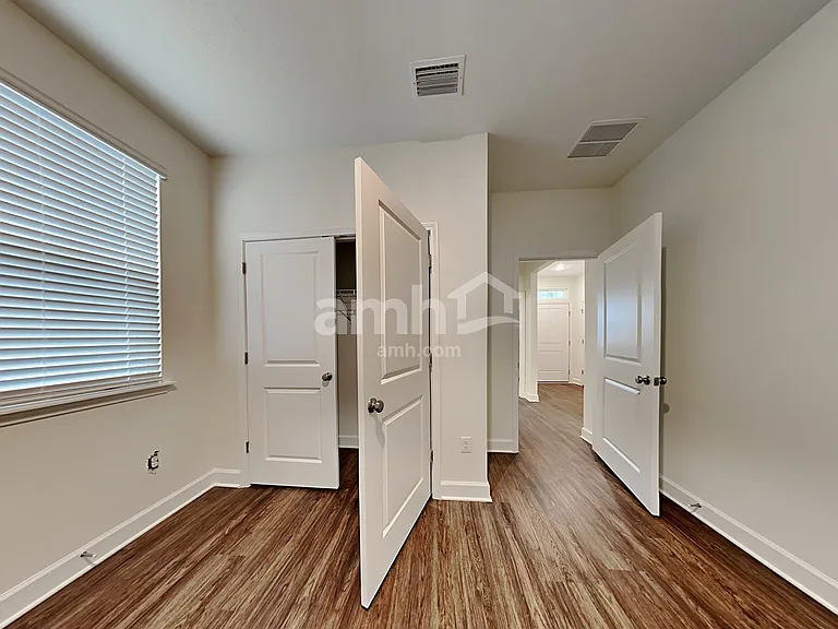 1096 Winter Stone St — Photo 18