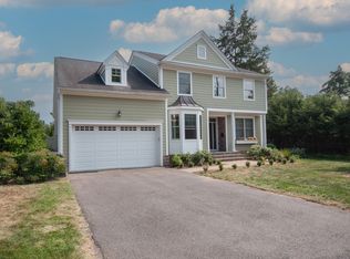 35 Hillside Rd, Princeton, NJ 08540