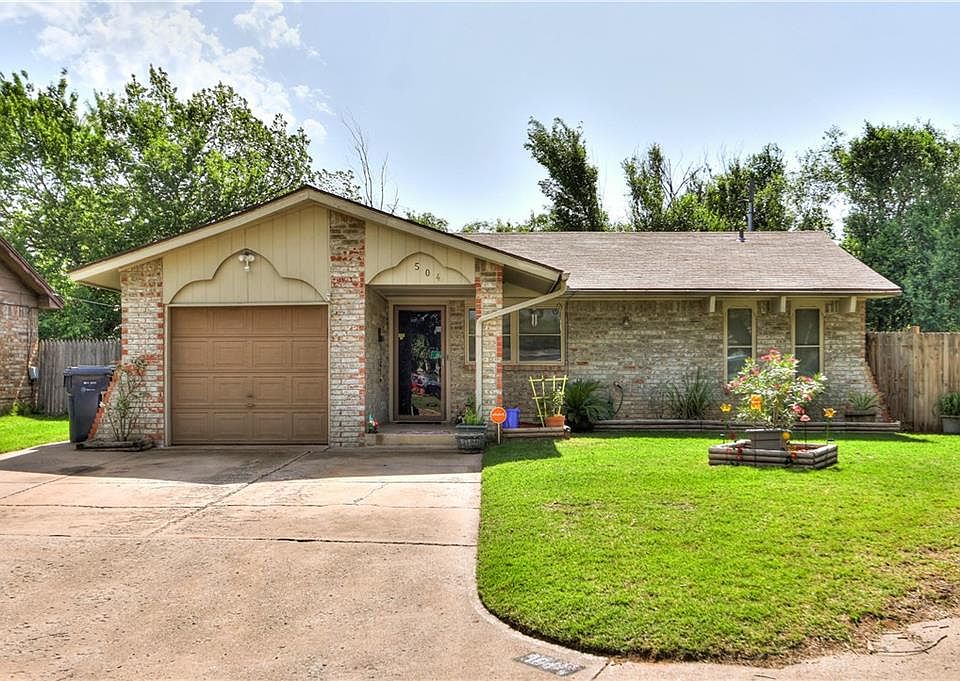 1st image of 504 N Anita Dr