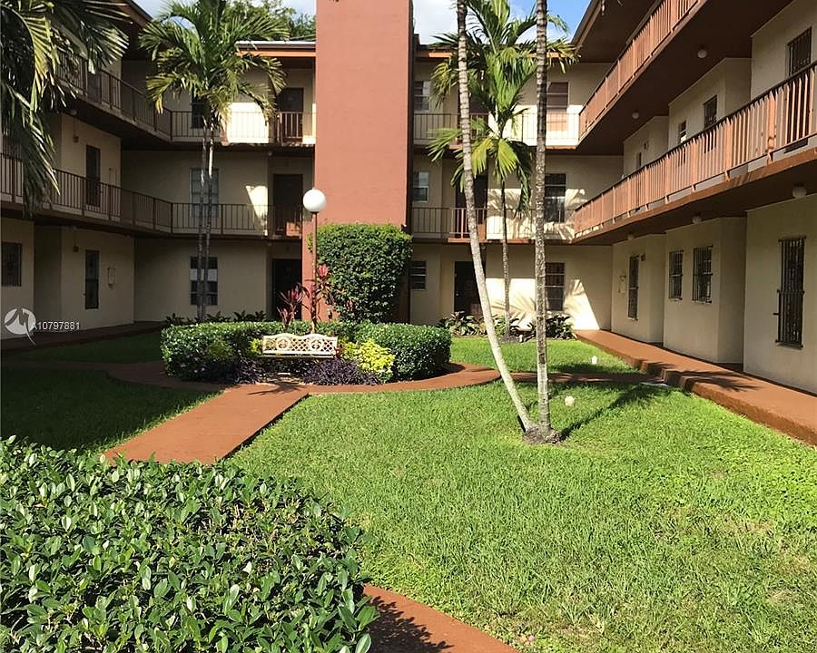 1st image of 10850 W Flagler St APT D314