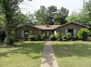 120 Walton St, Kilgore, TX 75662