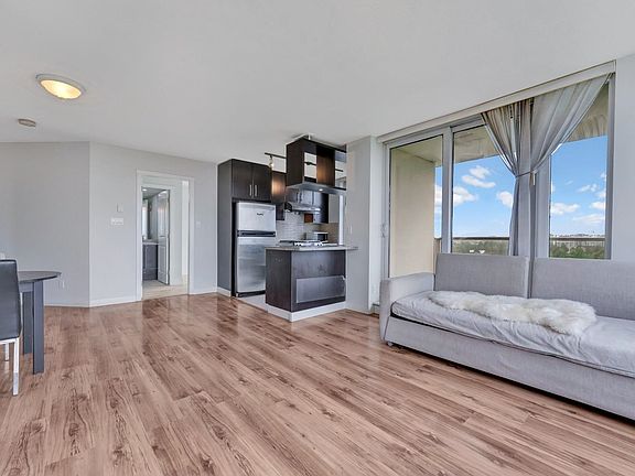 5th image of 5028 Kwantlen St #1103