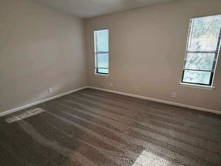107 Pineneedle Cir — Photo 29