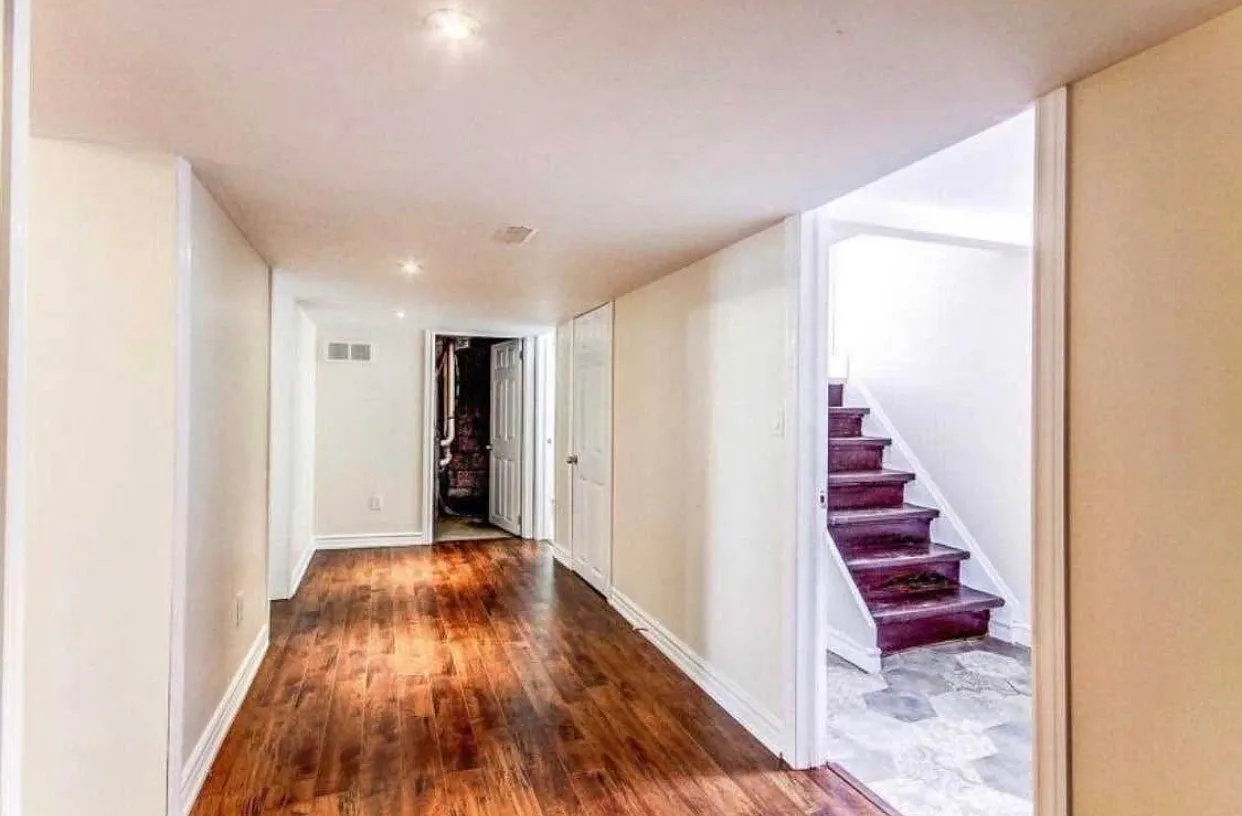 22 Iondale Pl — Photo 3