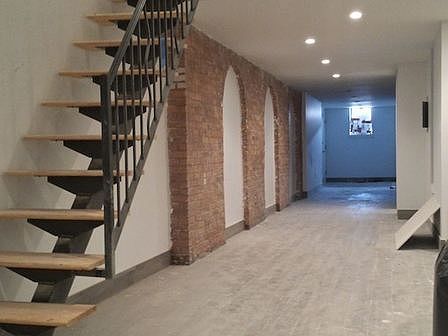 858 hancock st