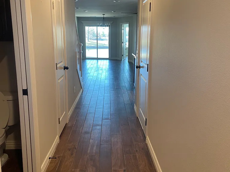 1042 Sheldon Dr #D — Photo 6