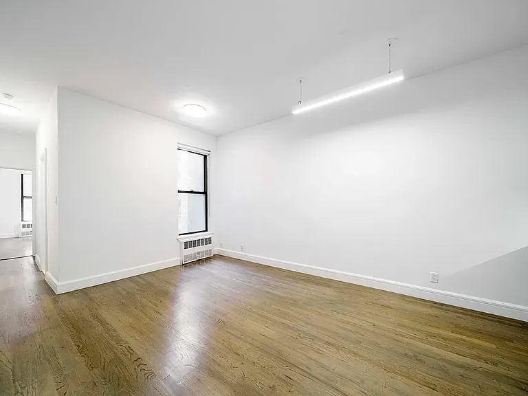 242 E 83rd St #3D — Photo 4