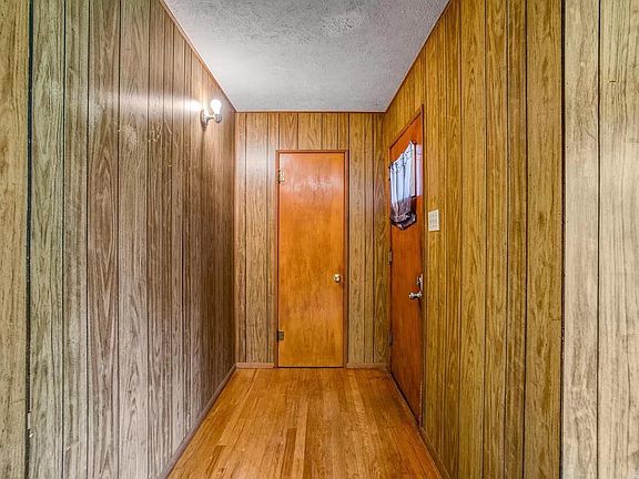 5th image of 5118 Lynch Dr