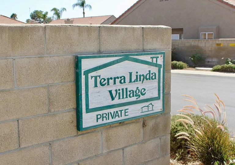 950 Countryside St — Photo 12