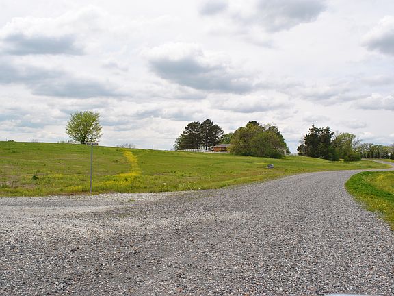5th image of Woodside Dr