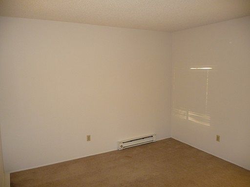 2nd image of 3711 E Blacklidge Dr