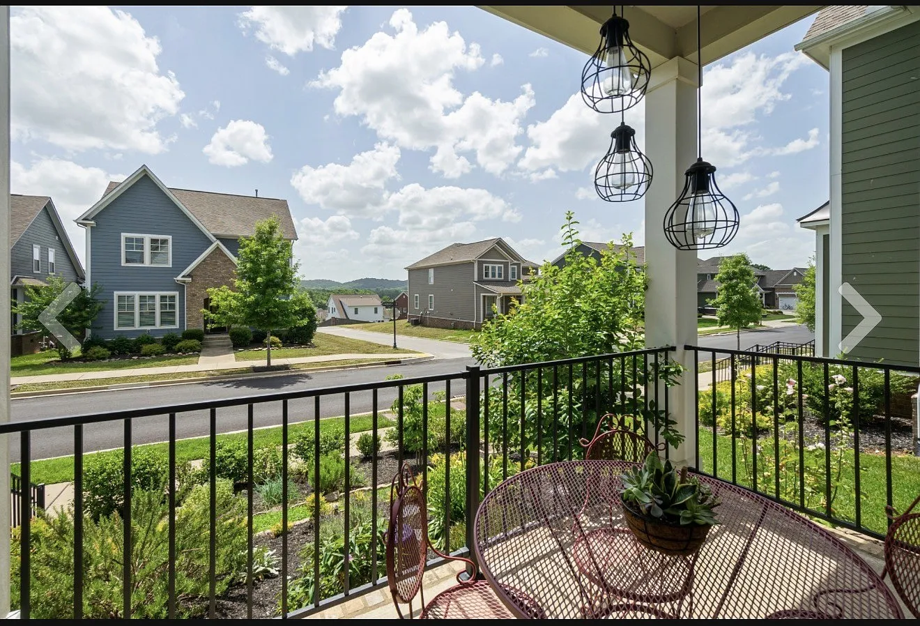 4 bed, 4.5 bath, 3161 sqft, $4,200 — Photo 3