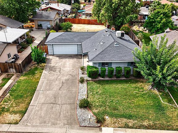 4th image of 5124 Boyd Dr