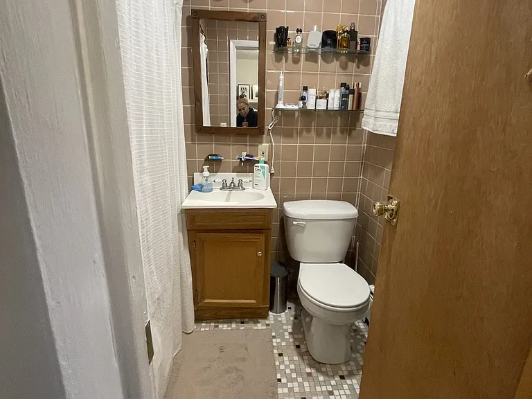 722 Washington St #4 — Photo 6